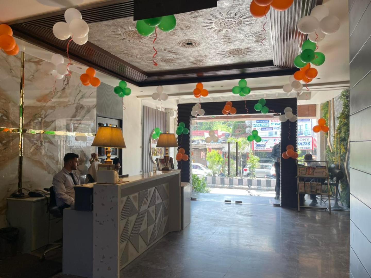 Green Hotel & Restaurant Pathankot Exterior photo